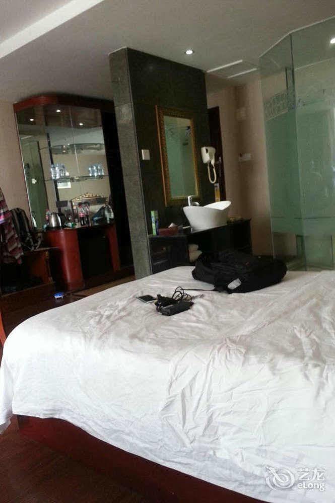 Yeste Hotel Nanning Jinhu Square Luaran gambar